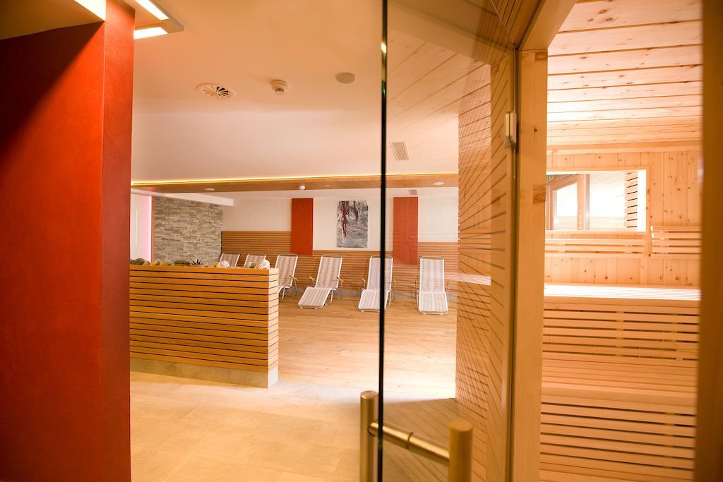Hotel Manggei Designhotel オーバータウエルン エクステリア 写真